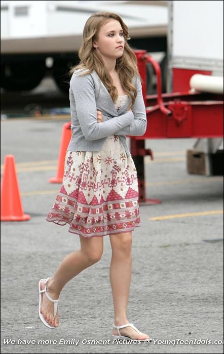 emily_osment_picture_016.jpg