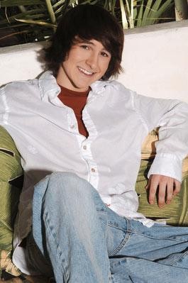 mitchel-musso-11.jpg